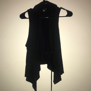 Black Sleevless cardigans